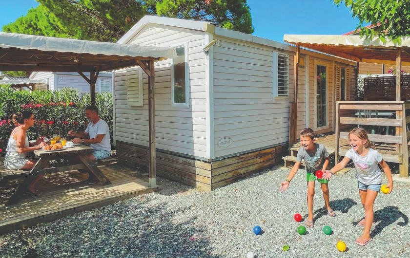 Mobile home Pyrenees outdoor