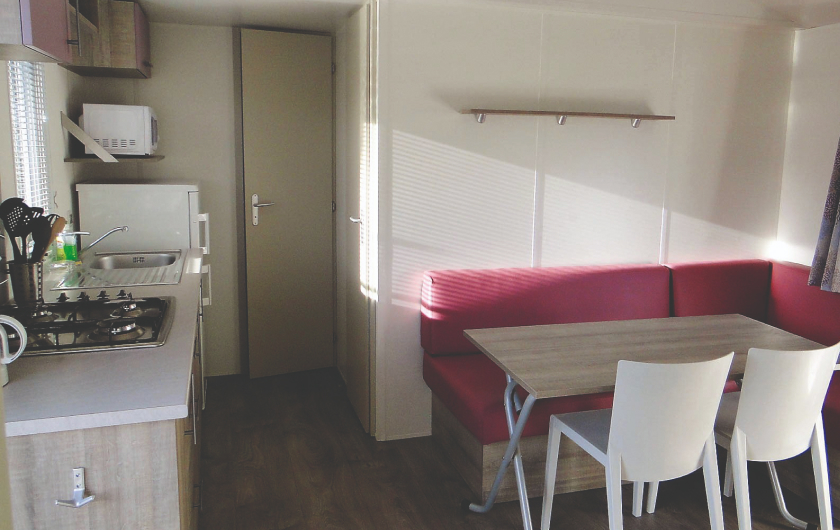 Mobile home Pyrenees living room