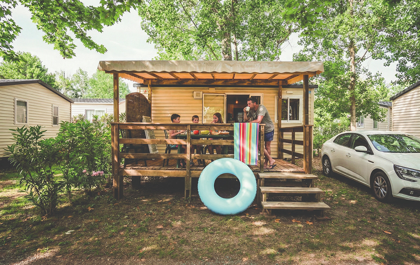Sun façade mobile home